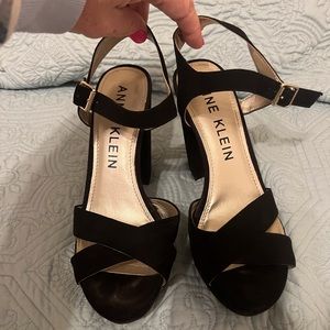 Ann Klein black suede platform block heels